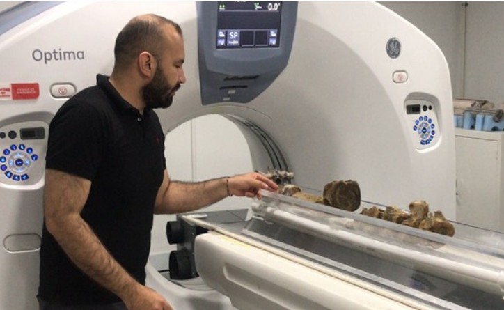 UniagrariaReportaPliosaurido-01