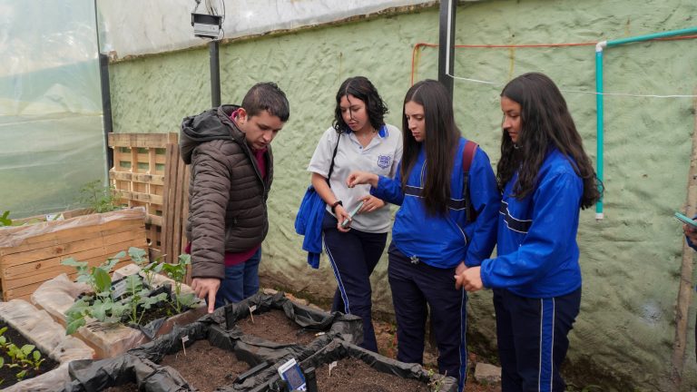 ExitoEnSimposioEcociem2025-04