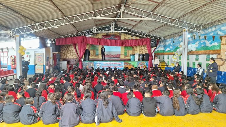 UNIAGRARIA promueve la educación ambiental con la iniciativa “Menos Plástico, Más Futuro” 1